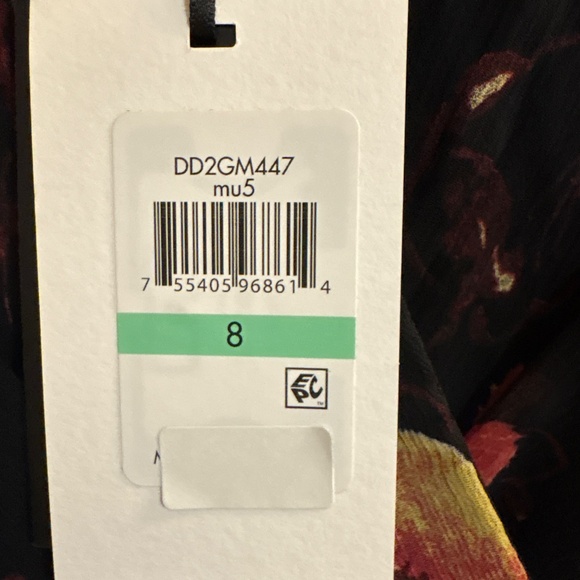 Fall floral faux wrap dress - Picture 4 of 4